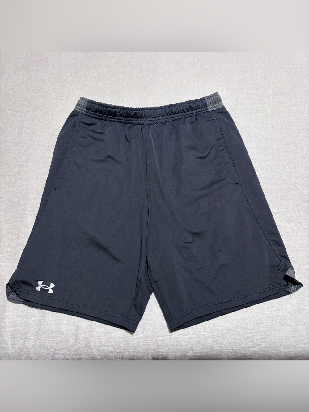 Men’s Under Armour UA Locker 9" Pocketed Shorts | Dark Gray | Medium | 1351350